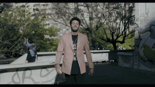 Sebastián Yatra GIF