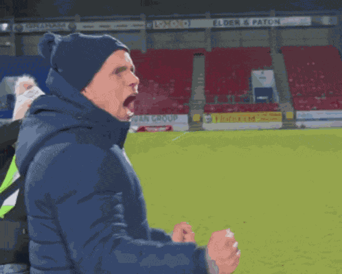 Simo Valakari St Johnstone GIF
