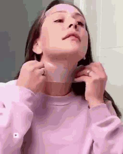 Skincare Saiba GIF