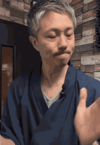 Slow Clap Nod GIF