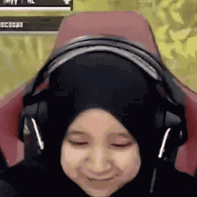 Smiling Farah Diba GIF