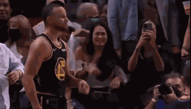 Steph Curry T Up GIF