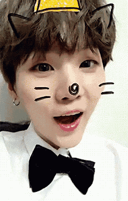 Suga Yoongi GIF