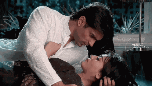 Surbhi Jyoti Zoya Farooqui GIF