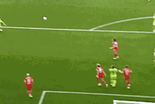 Svenja Huth Golazo GIF