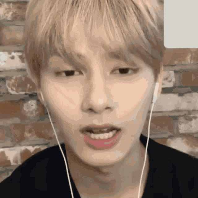 Svt Jun GIF