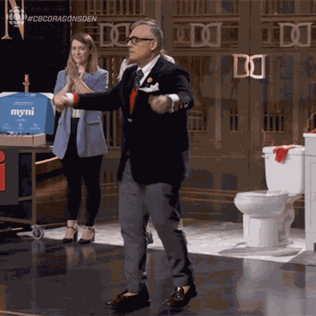 Take A Bow Vincenzo Guzzo GIF