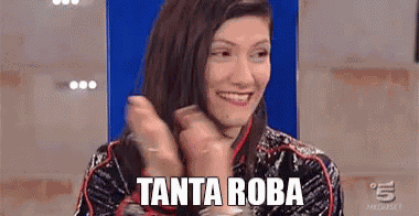 Tanta Roba Bello Bellissimo Stupendo Meraviglioso Fantastico Applauso Applausi GIF