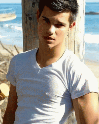 Taylor Lautner Hot GIF