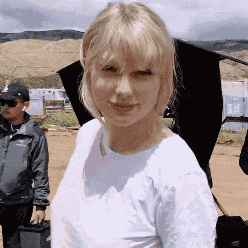 Taylor Swift Cute GIF