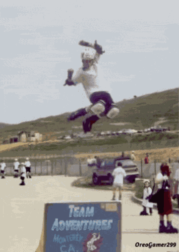 Teamwork Rollerblading GIF