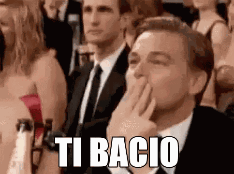 Ti Bacio Ti Mando Un Bacio Bacino Bacetto Bacini Bacetti Baci Mandare I Baci Ciao Ti Voglio Bene GIF