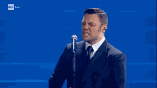 Tiziano Ferro Applauso Complimenti Applausi GIF