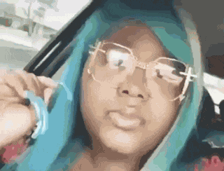 Toxiqueney Mannequinney GIF