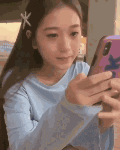Valkyyo GIF