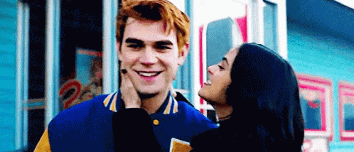 Varchie Riverdale GIF