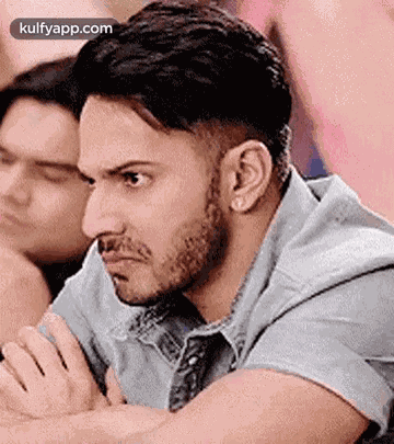 Varun Dhawan.Gif GIF