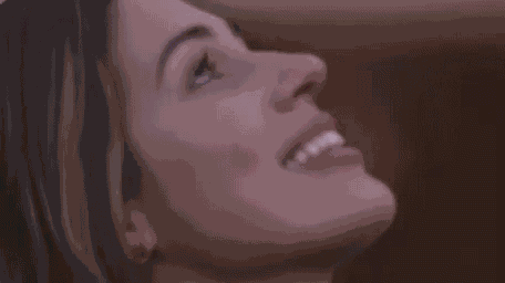 Vivian Amorim Happy GIF