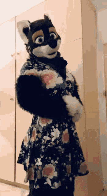 Voksy Fursuit GIF