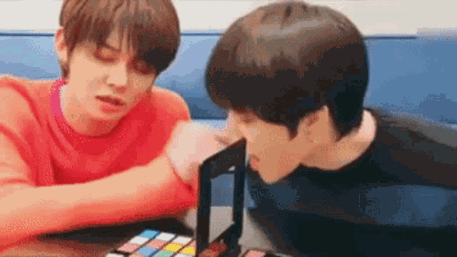 Yeonjun Beomgyu GIF
