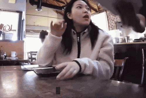 Yeri Food GIF