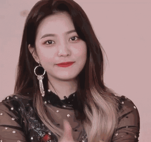 Yeri Thumbs Up GIF