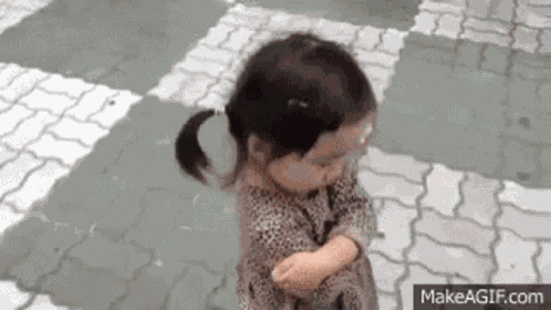 Zars Low GIF